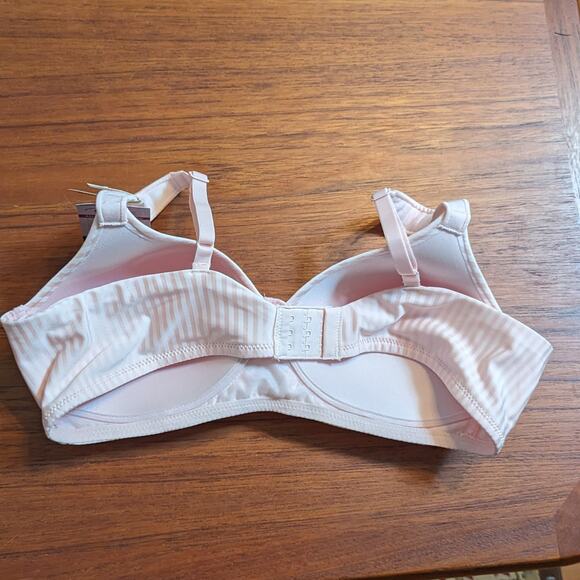 NWT 44D Playtex Wireless All Over Smoothing Bra - Picture 5 of 6